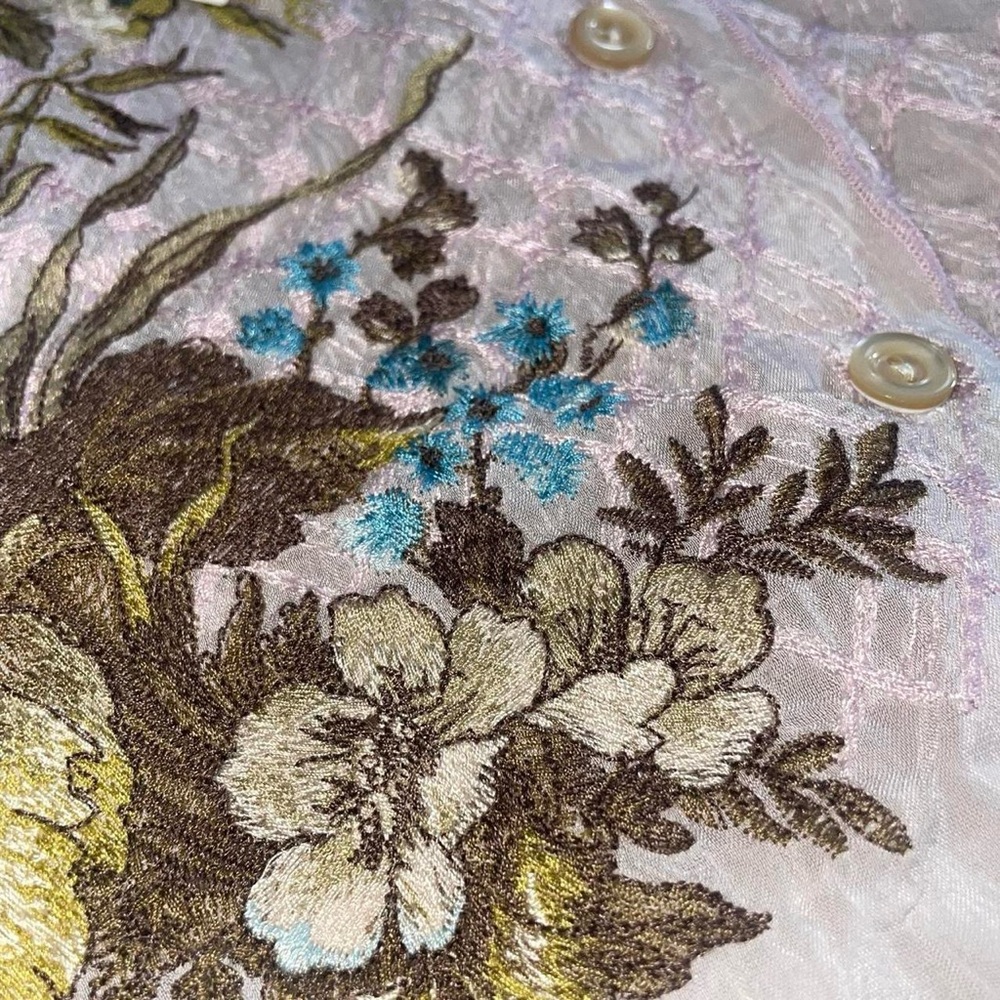J Jill embroidered semi sheer button up quarter sleeve lavender blush floral top - Picture 5 of 9